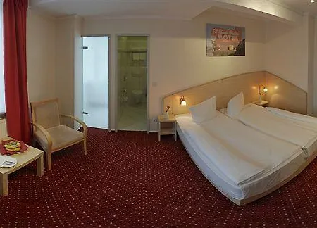 Plaza Hamburg Moorfleet 3*