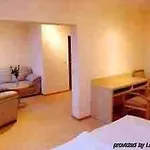 Plaza Hamburg Moorfleet Hotell 3*