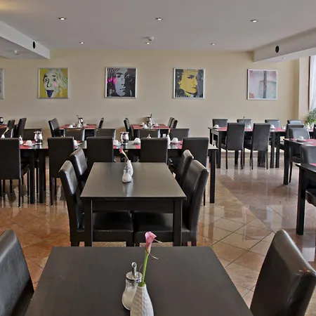 Plaza Hamburg Moorfleet המבורג