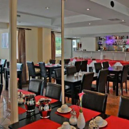 מלון Plaza Hamburg Moorfleet המבורג