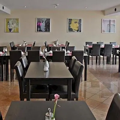 Plaza Hamburg Moorfleet 3* המבורג